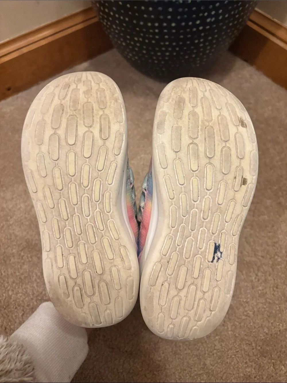 Girls Adidas cloudfoam slip on sneakers - Picture 5 of 7